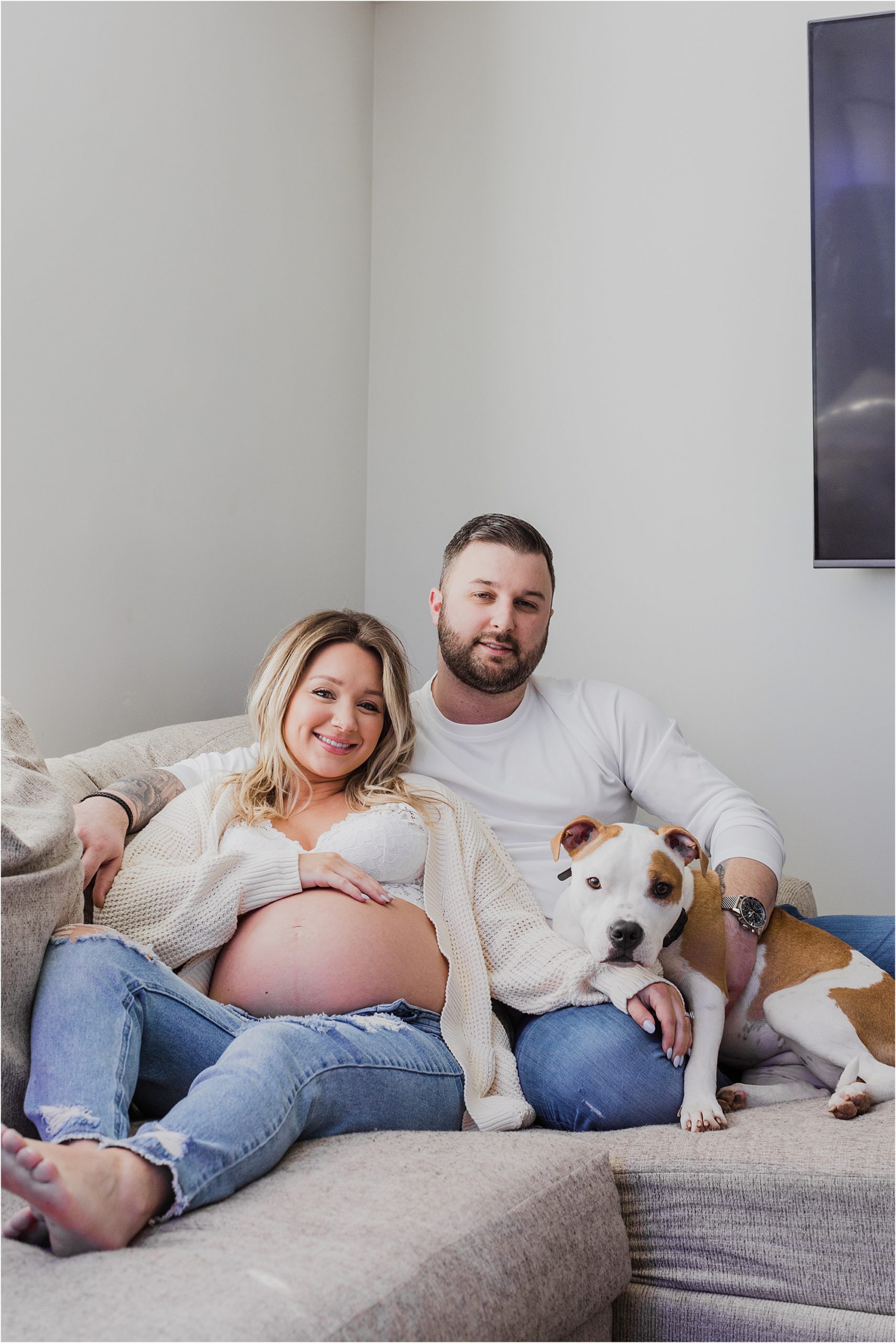 in-home maternity session