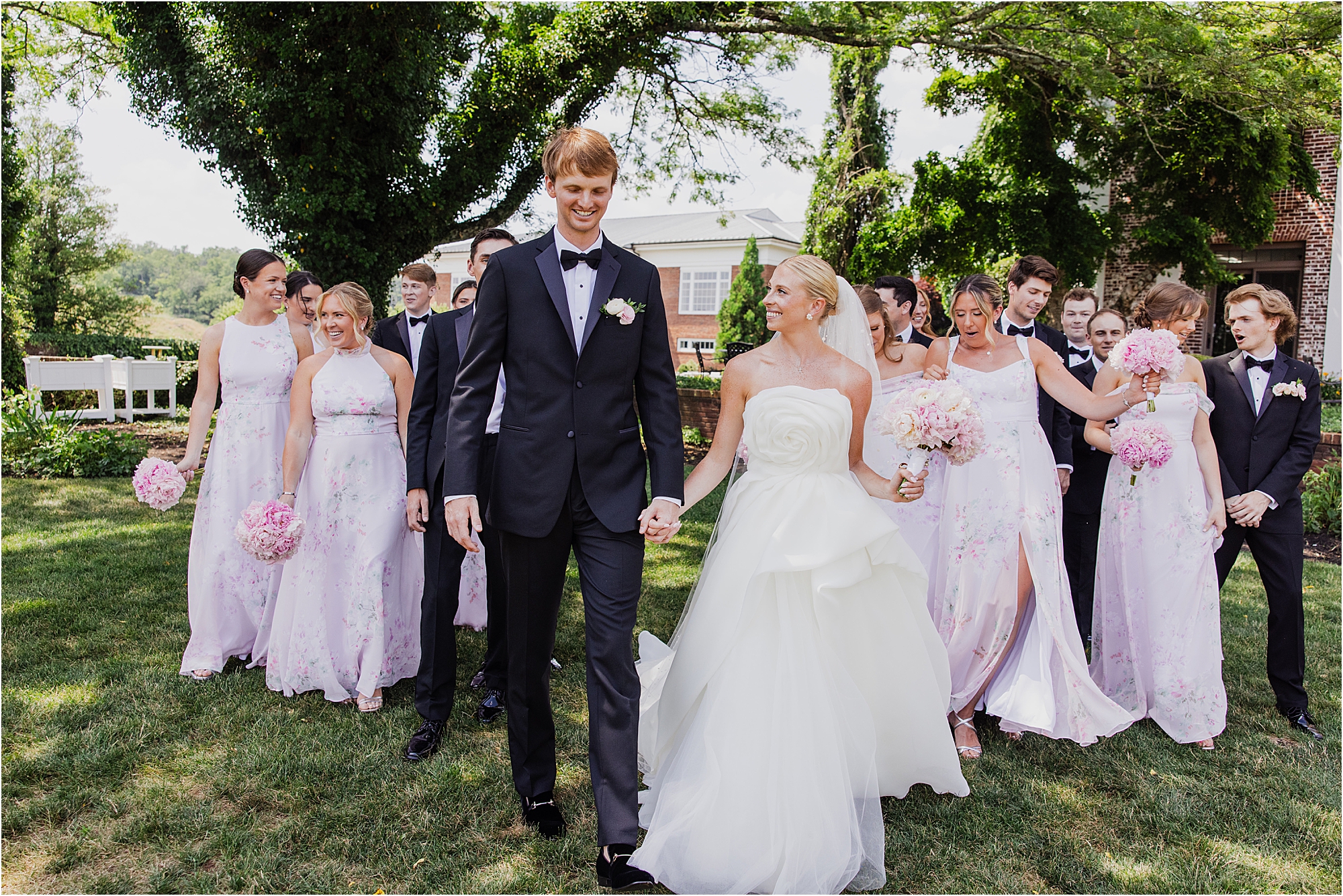 summer Hamilton farm wedding