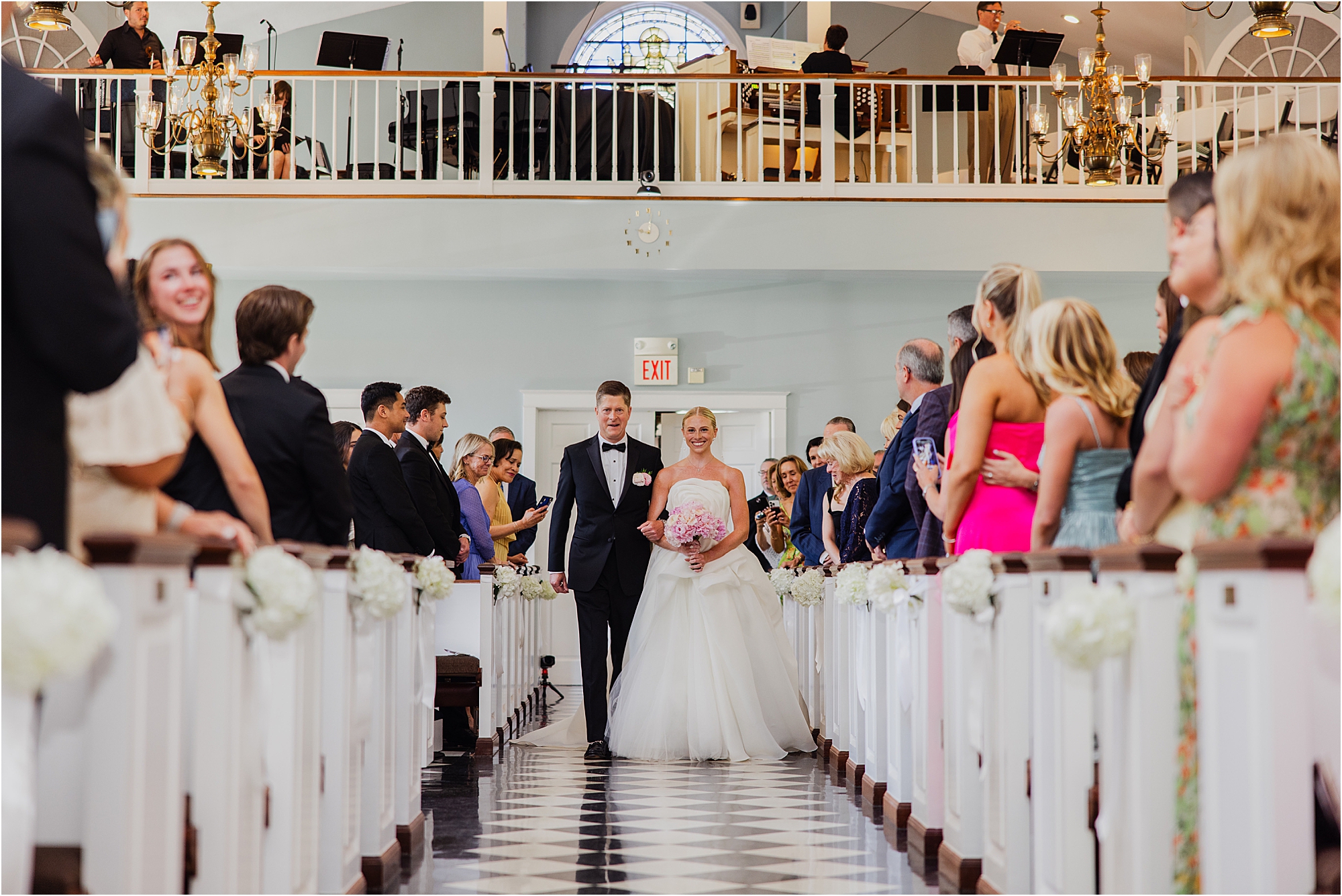 summer Hamilton farm wedding