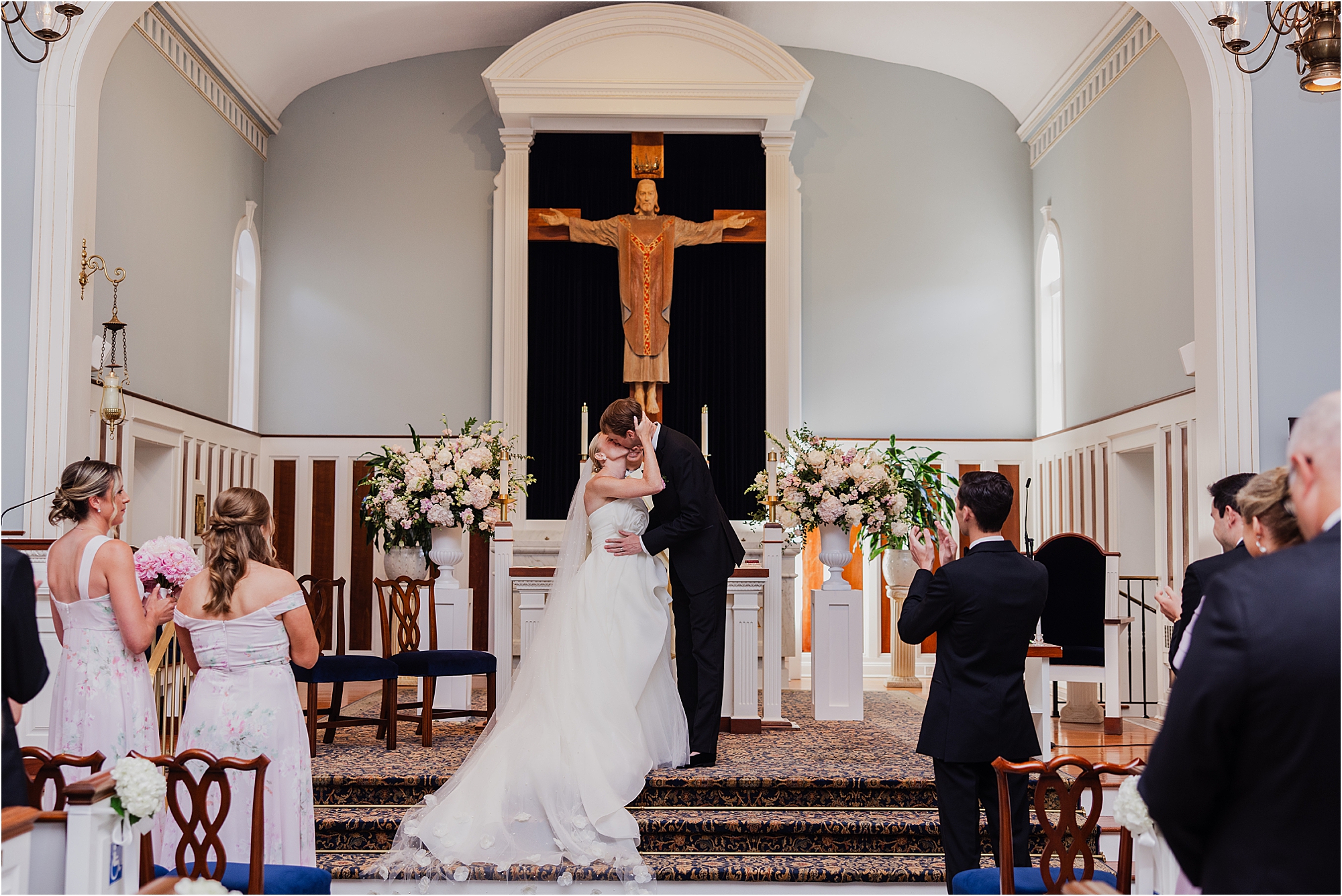 summer Hamilton farm wedding