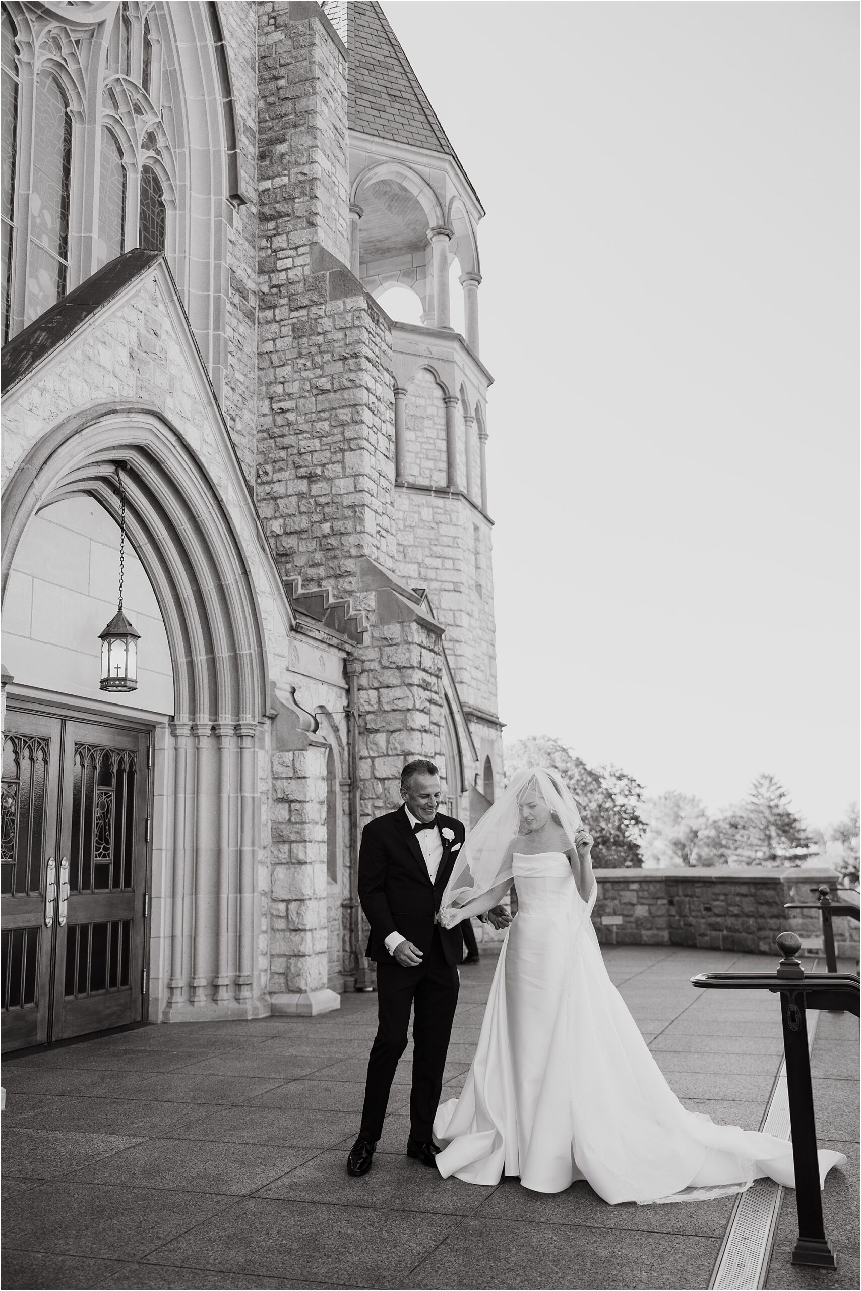 classic wedding at Fiddler's Elbow Country Club